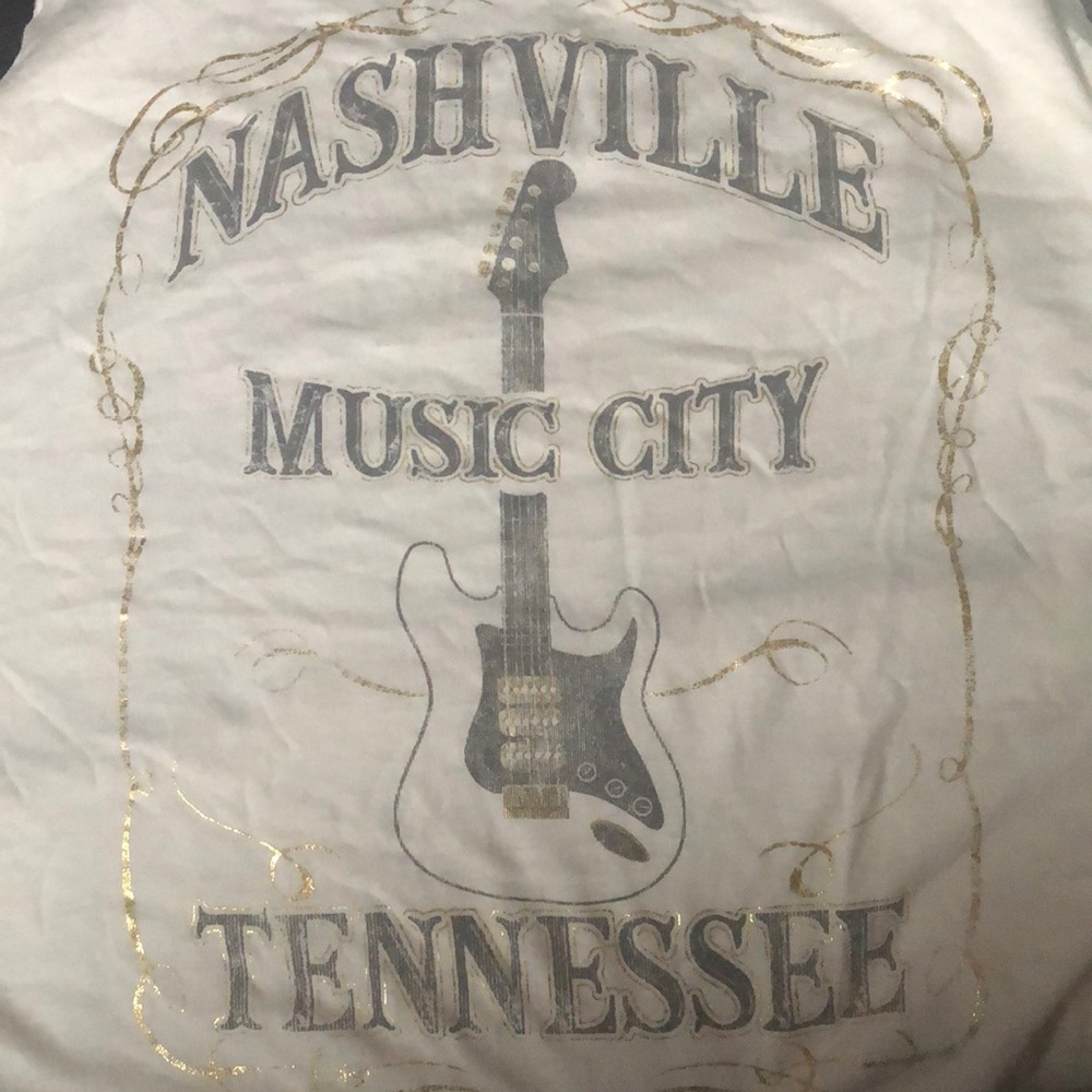 Maurice’s Women’s plus graphic T-shirt